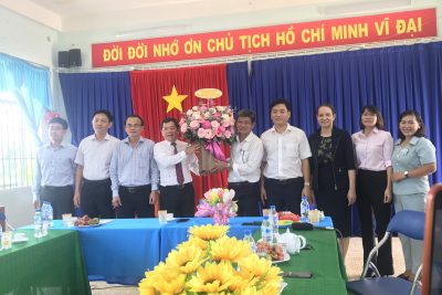 CHỦ TỊCH UBND TỈNH ĐẶNG VĂN MINH VỀ THĂM TRƯỜNG THCS PHỔ AN NHÂN KỈ NIỆM 40 NĂM NGÀY NHÀ GIÁO VIỆT NAM