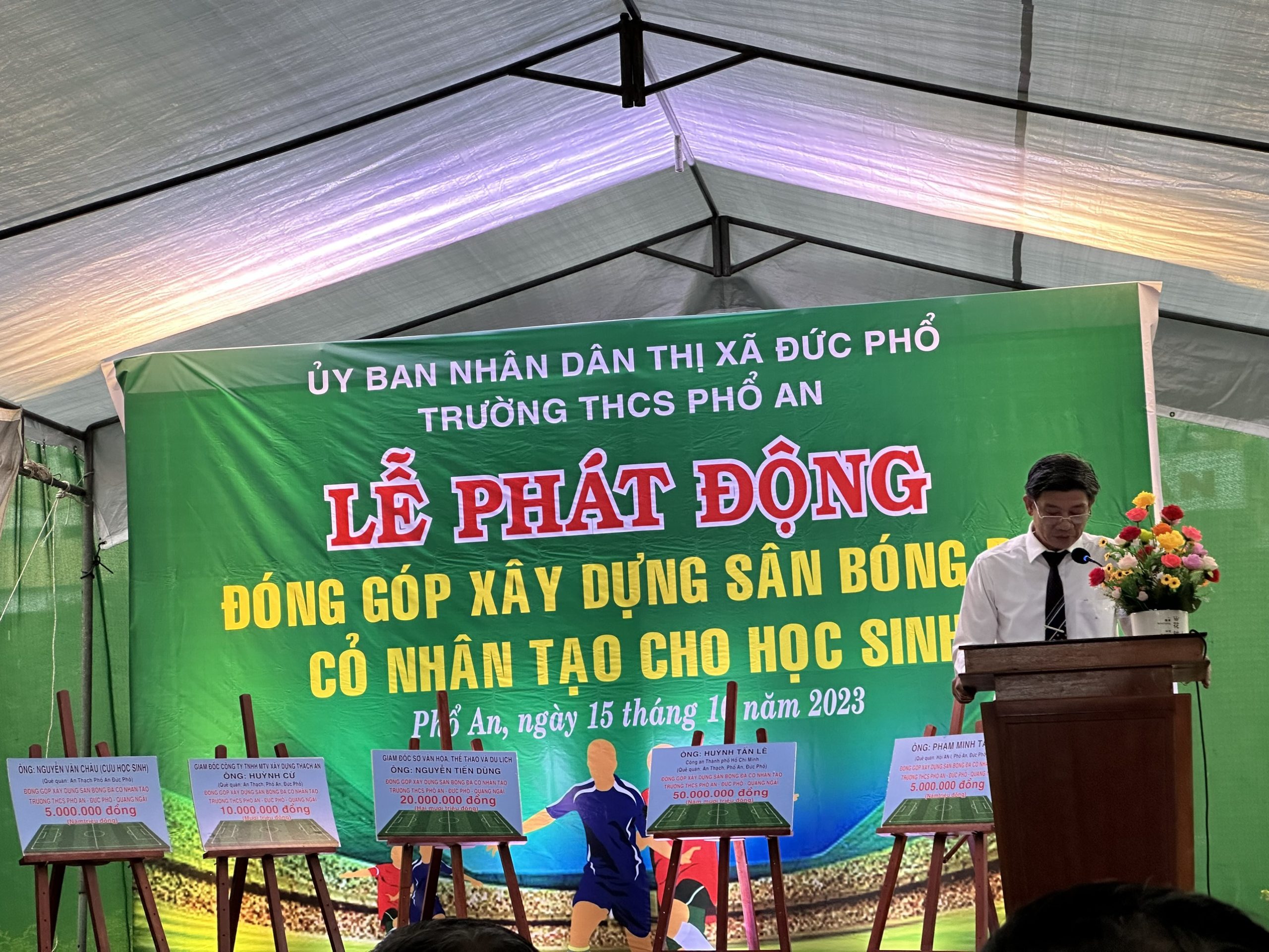 Ngày 15/10/2023, Trường THCS Phổ An tổ chức lễ phát động đóng góp xây dựng sân bóng cỏ nhân tạo cho học sinh